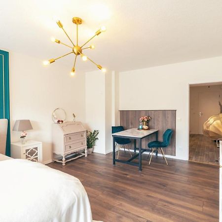 Gatsby Apartment เกลเซนเคียร์เคน ภายนอก รูปภาพ